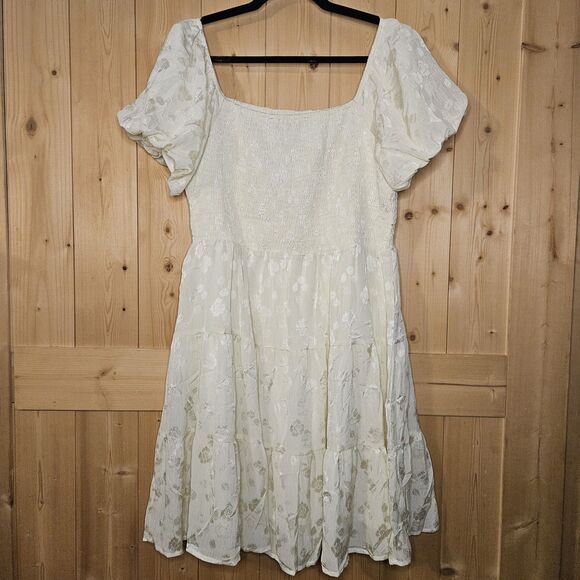 XL Women's Fashion Ivory Mini Dress w/Pockets - Picture 2 of 6